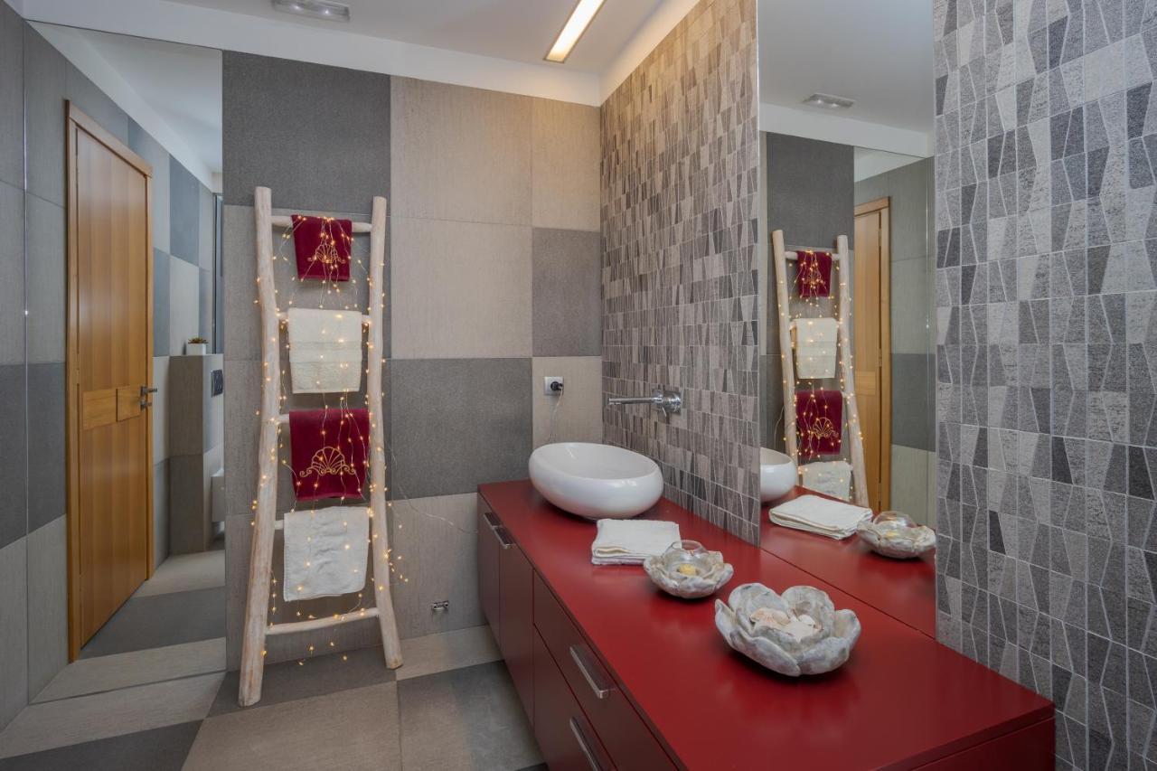 Artemis Luxury Penthouse By Estia Lägenhet Heraklion Exteriör bild